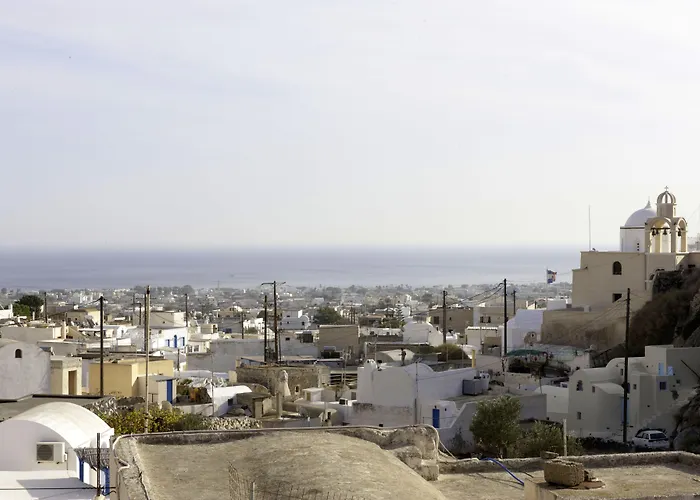 黑岩传统鲁姆斯公寓