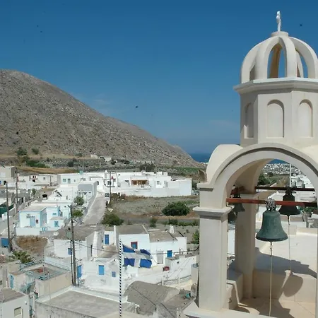 Black Rock Traditional Emporio (Santorini)