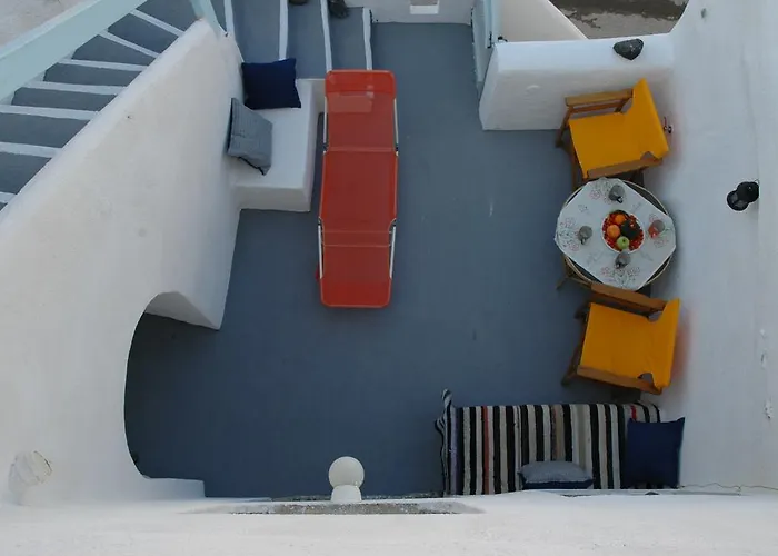 Black Rock Traditional Emporio (Santorini)